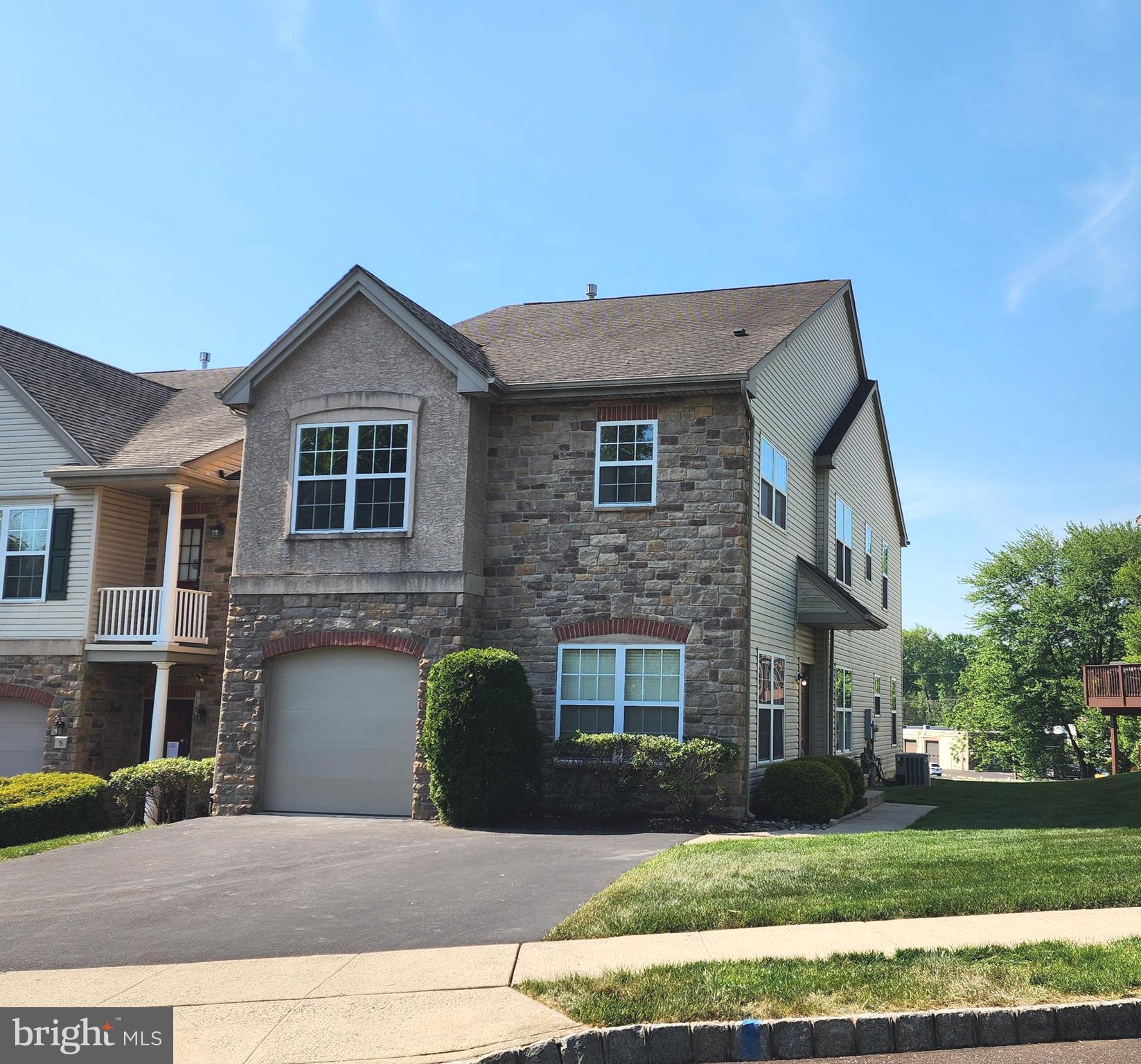WALNUT RIDGE - Residential