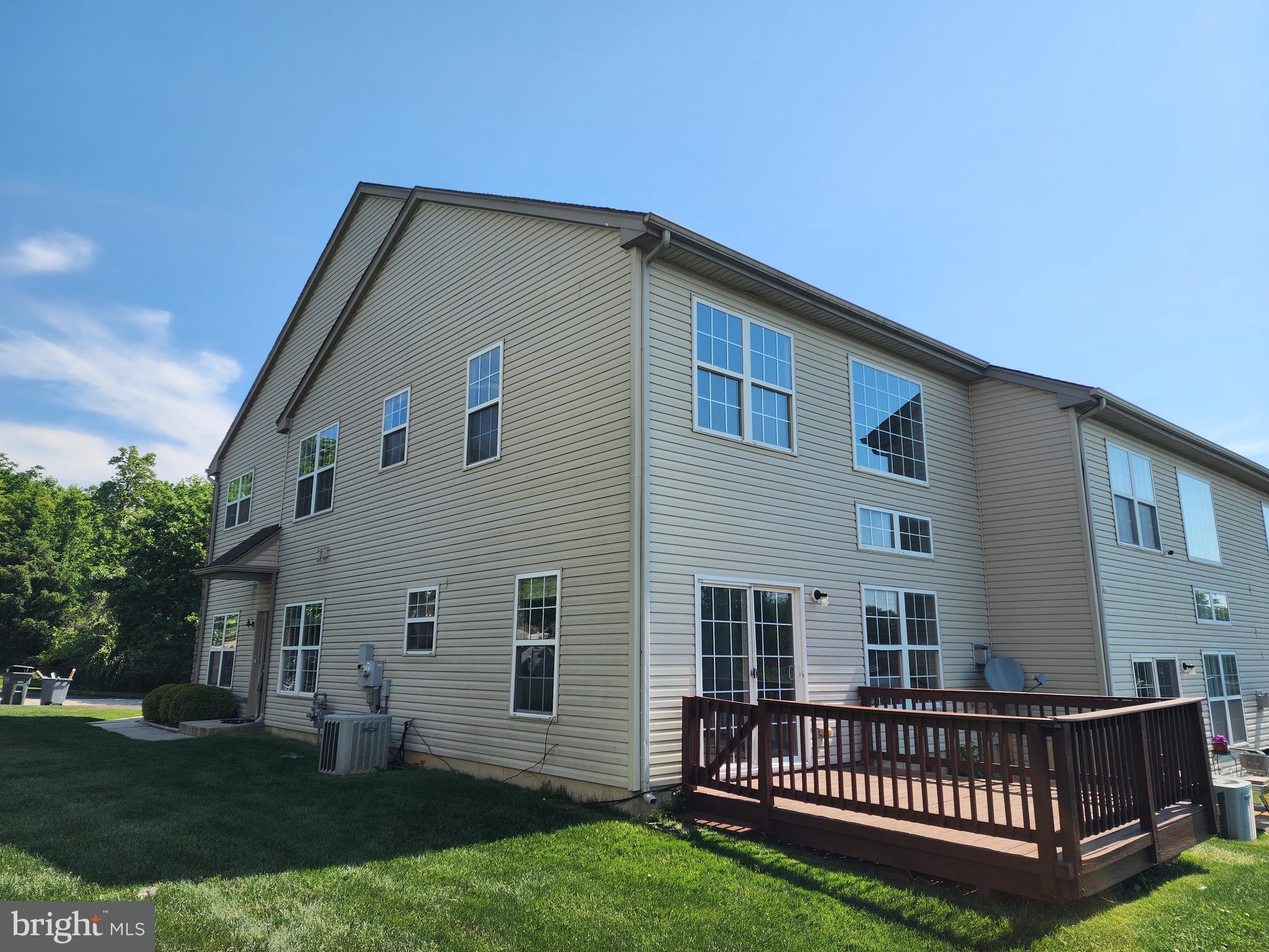 WALNUT RIDGE - Residential