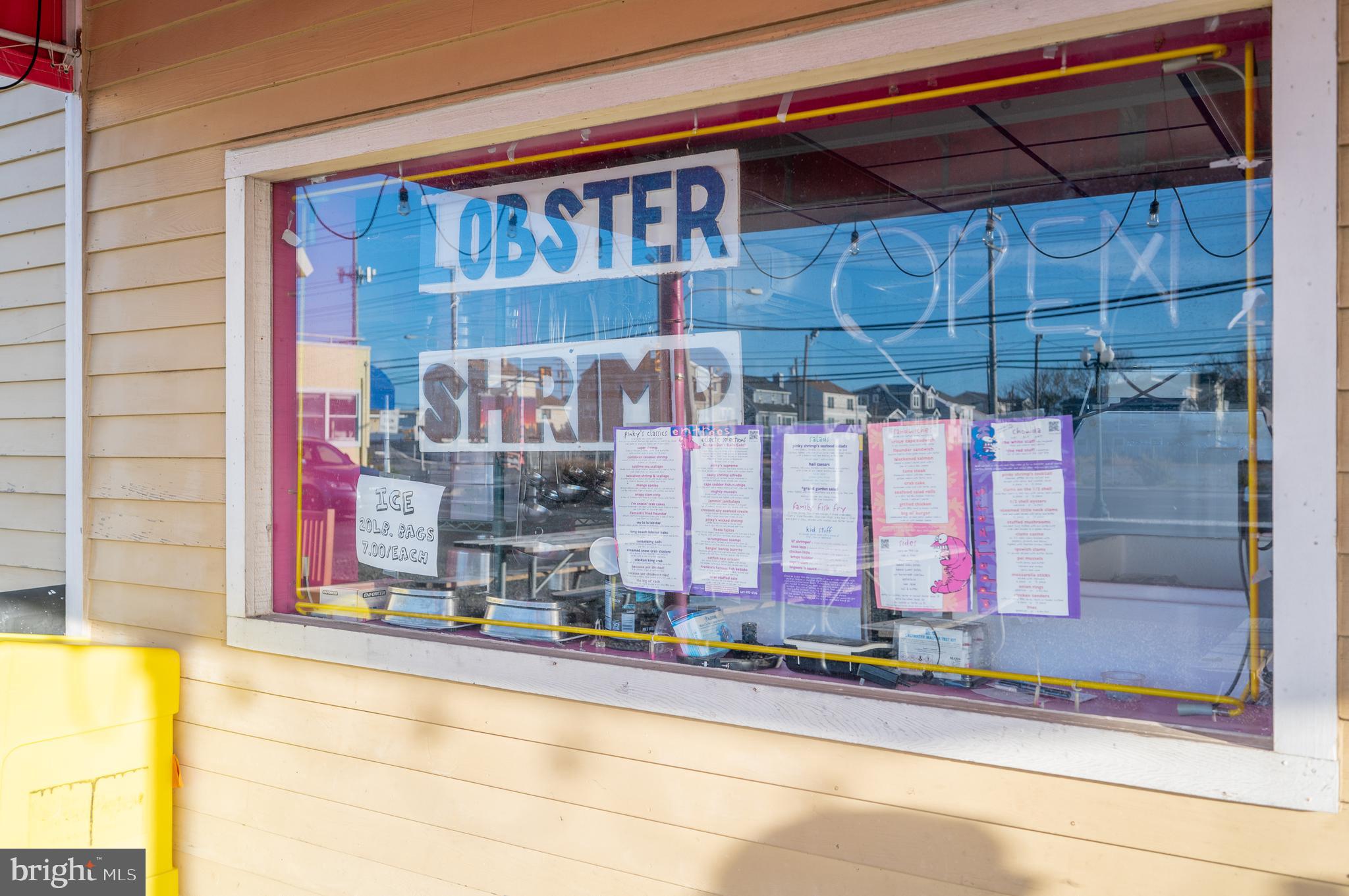 8211 LONG BEACH BOULEVARD