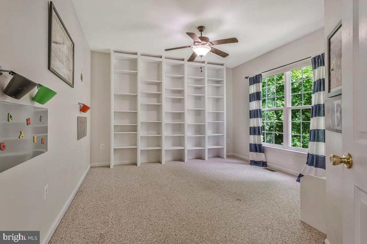 LORINS PRIDE - Residential