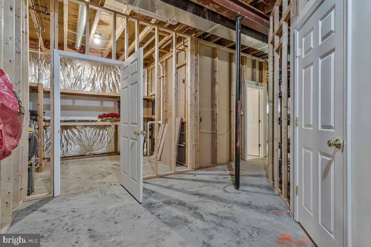 LORINS PRIDE - Residential