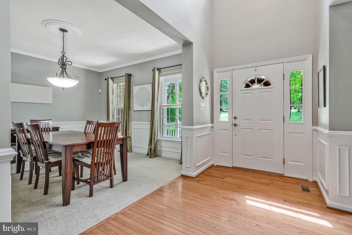 LORINS PRIDE - Residential