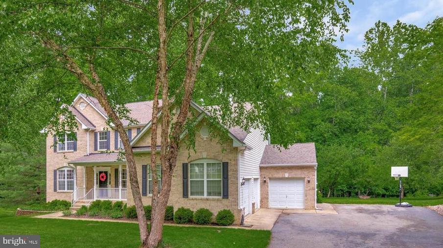 141 LORINS DRIVE