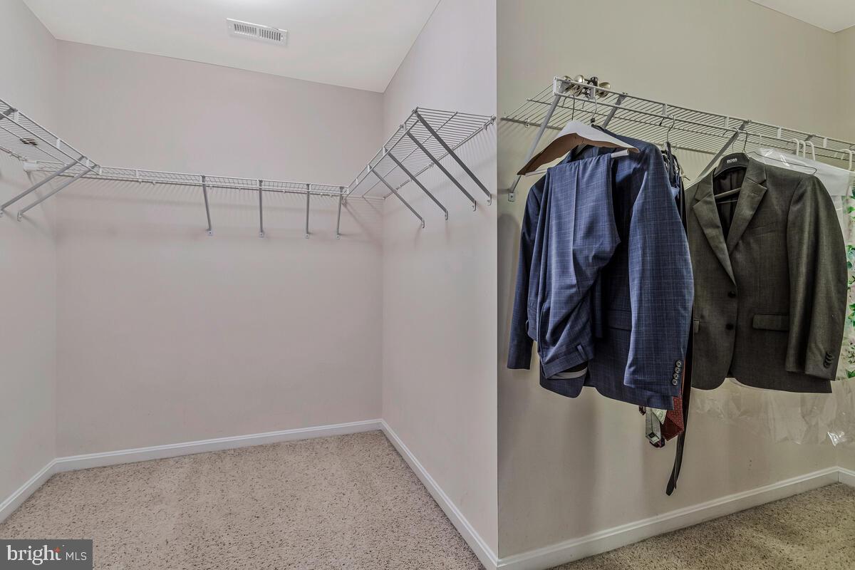 LORINS PRIDE - Residential