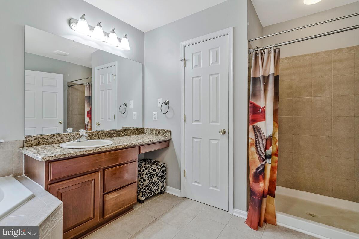 LORINS PRIDE - Residential