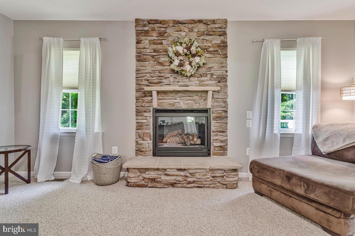 LORINS PRIDE - Residential