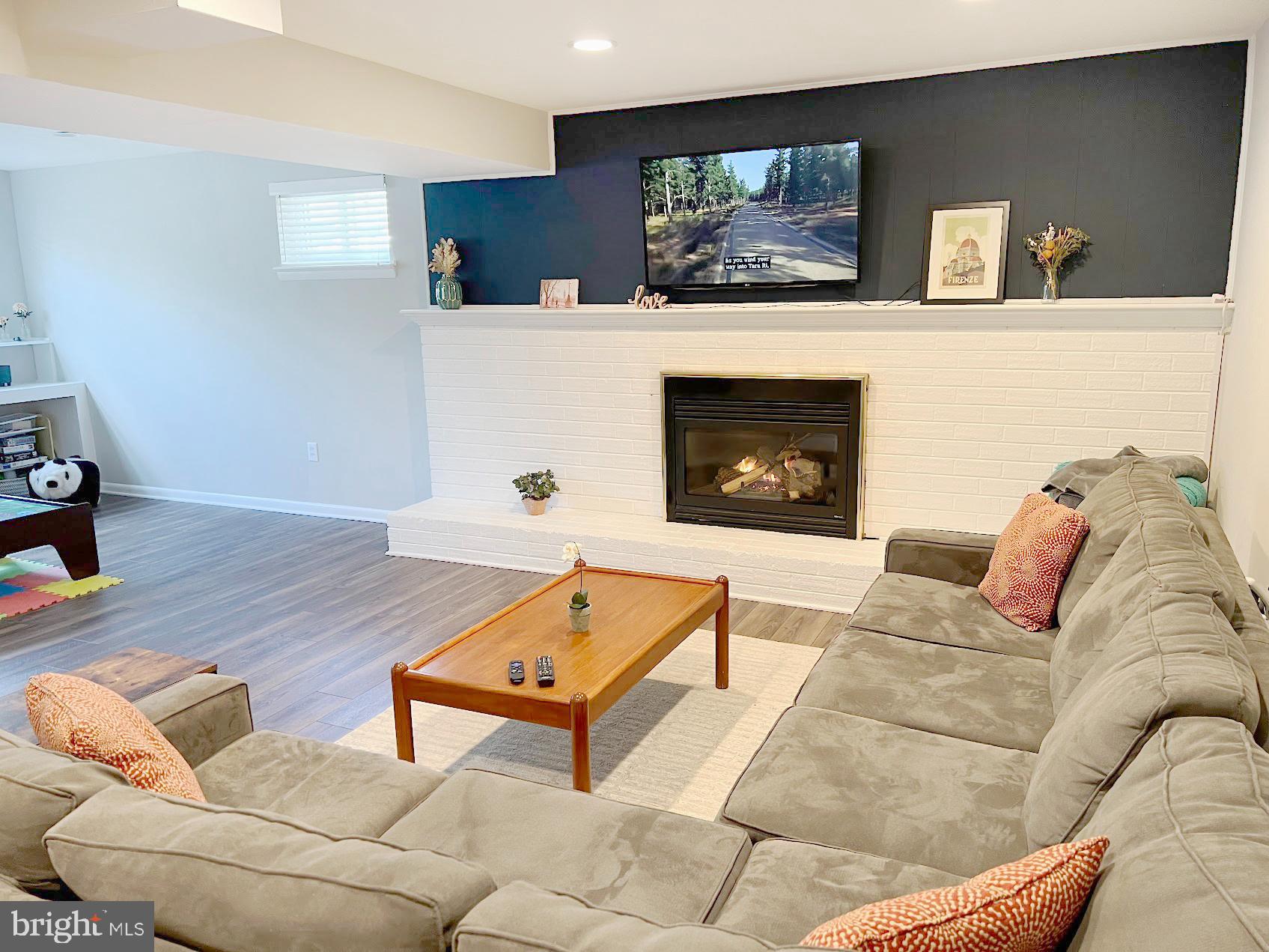 WEST END PARK - Residential