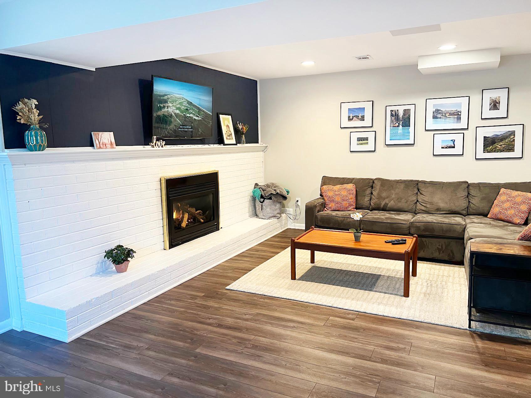 WEST END PARK - Residential