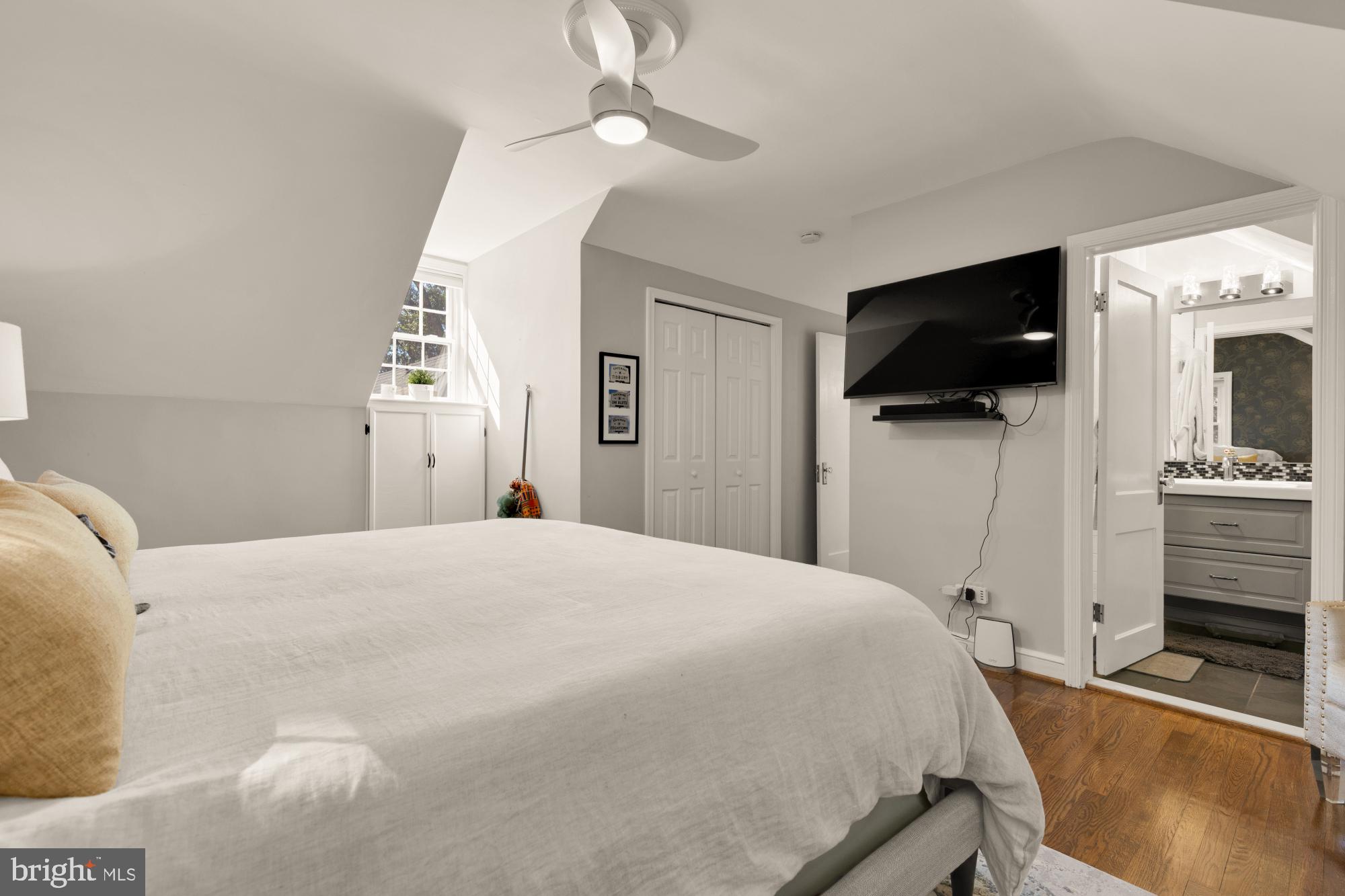 KENSINGTON - Residential