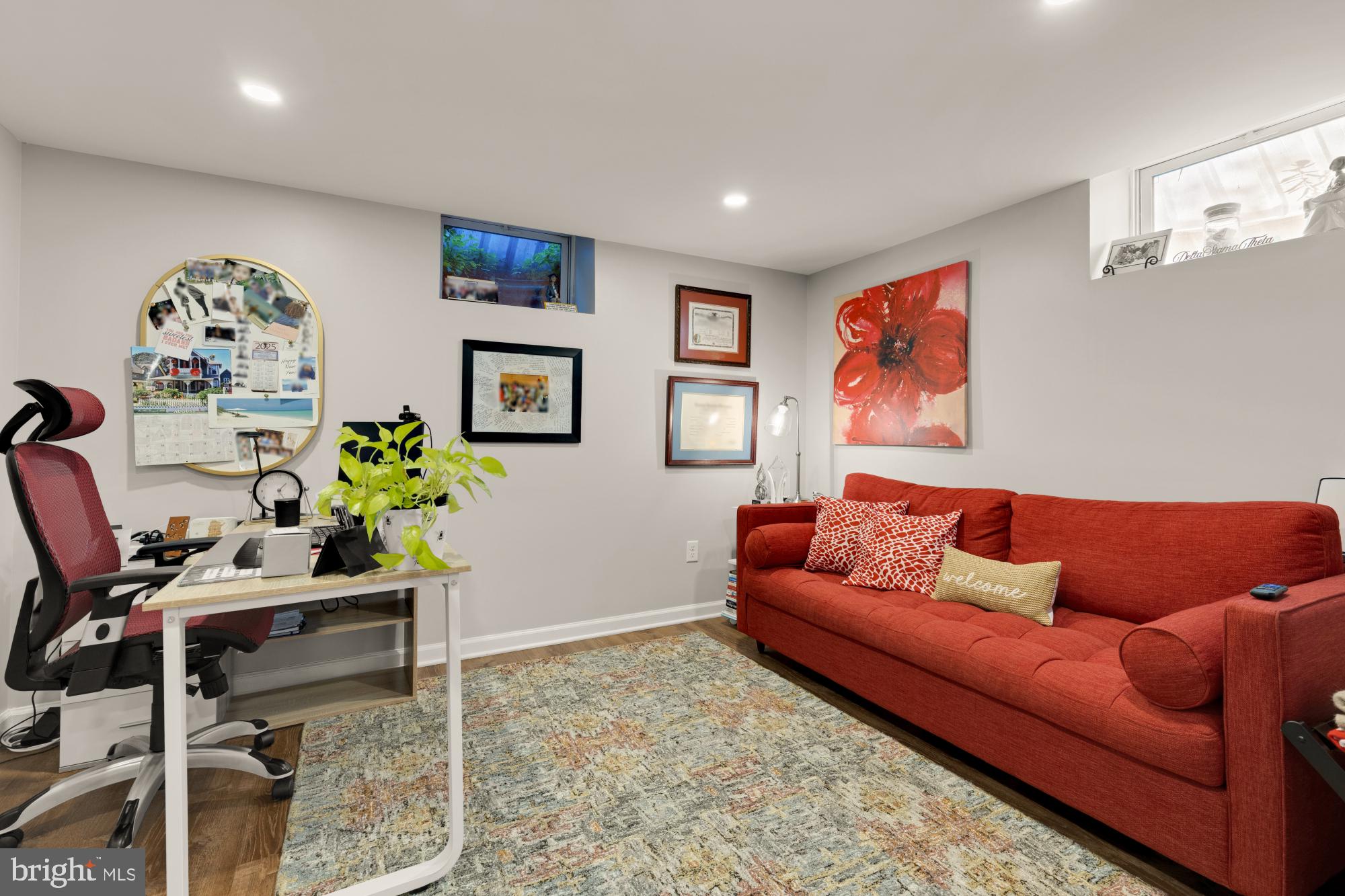 KENSINGTON - Residential