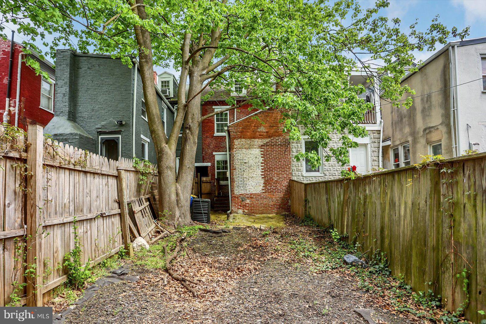 LANCASTER DOWNTOWN - Residential