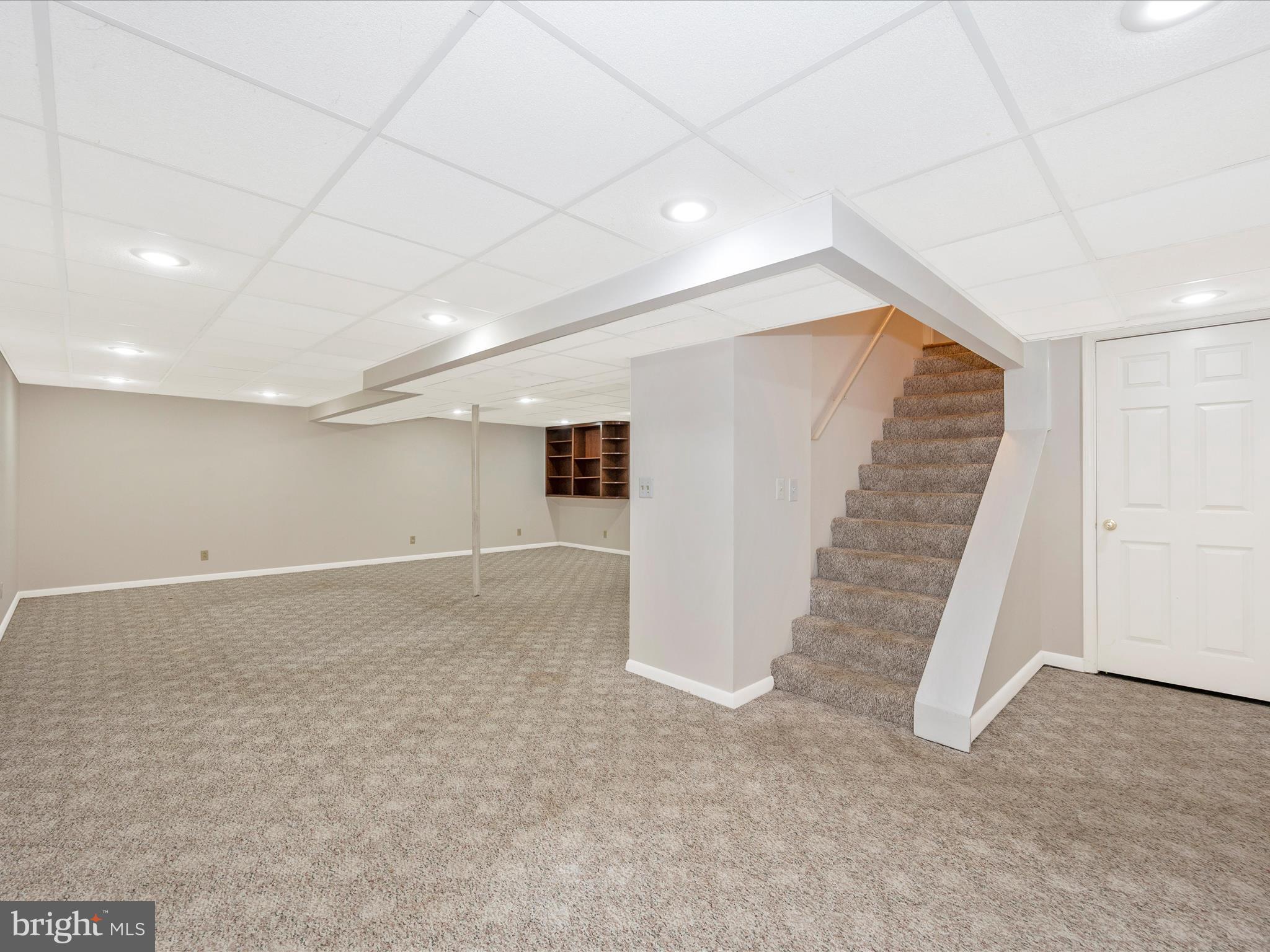 COLUMBIA HILLS - Residential