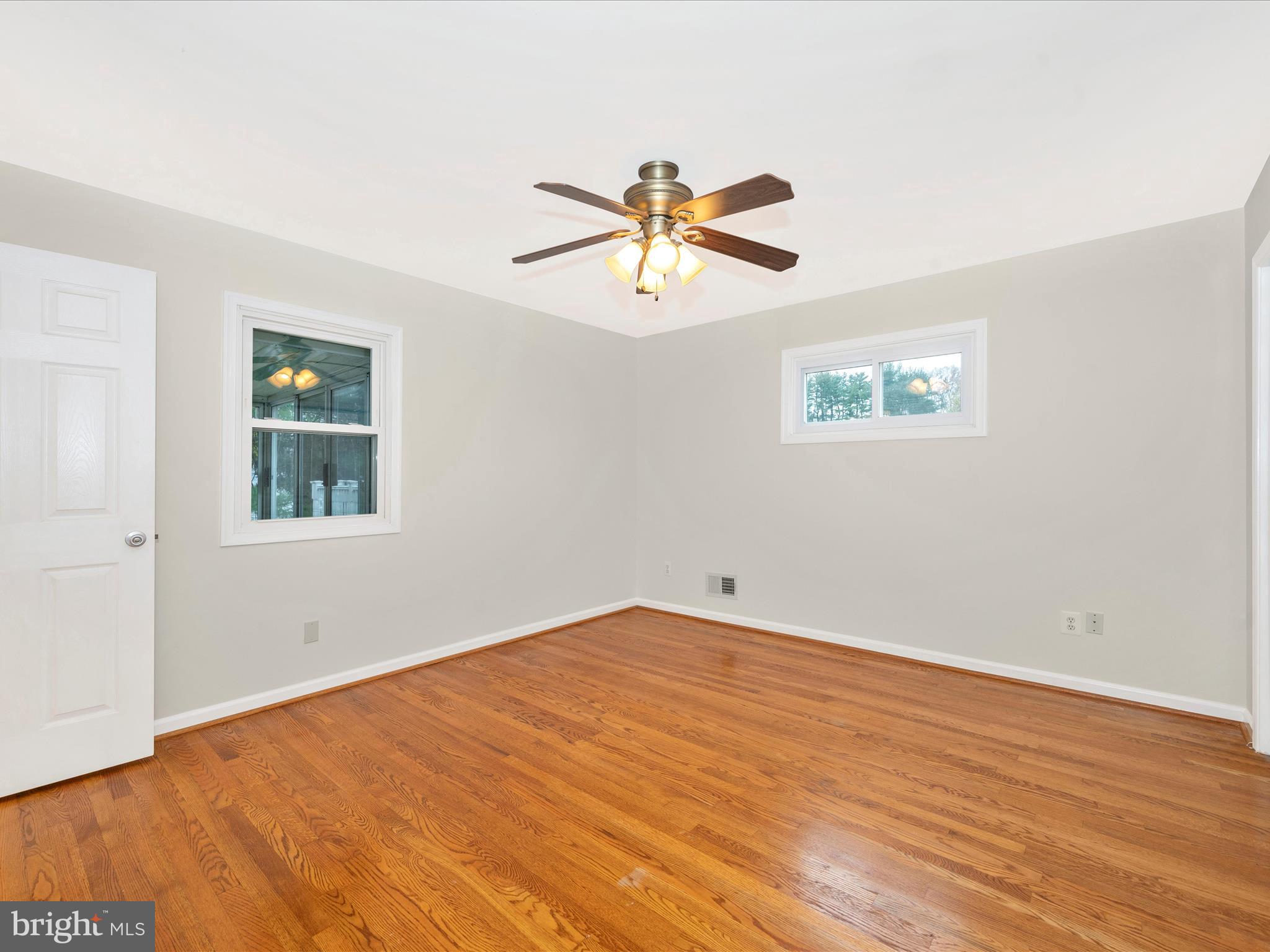 COLUMBIA HILLS - Residential