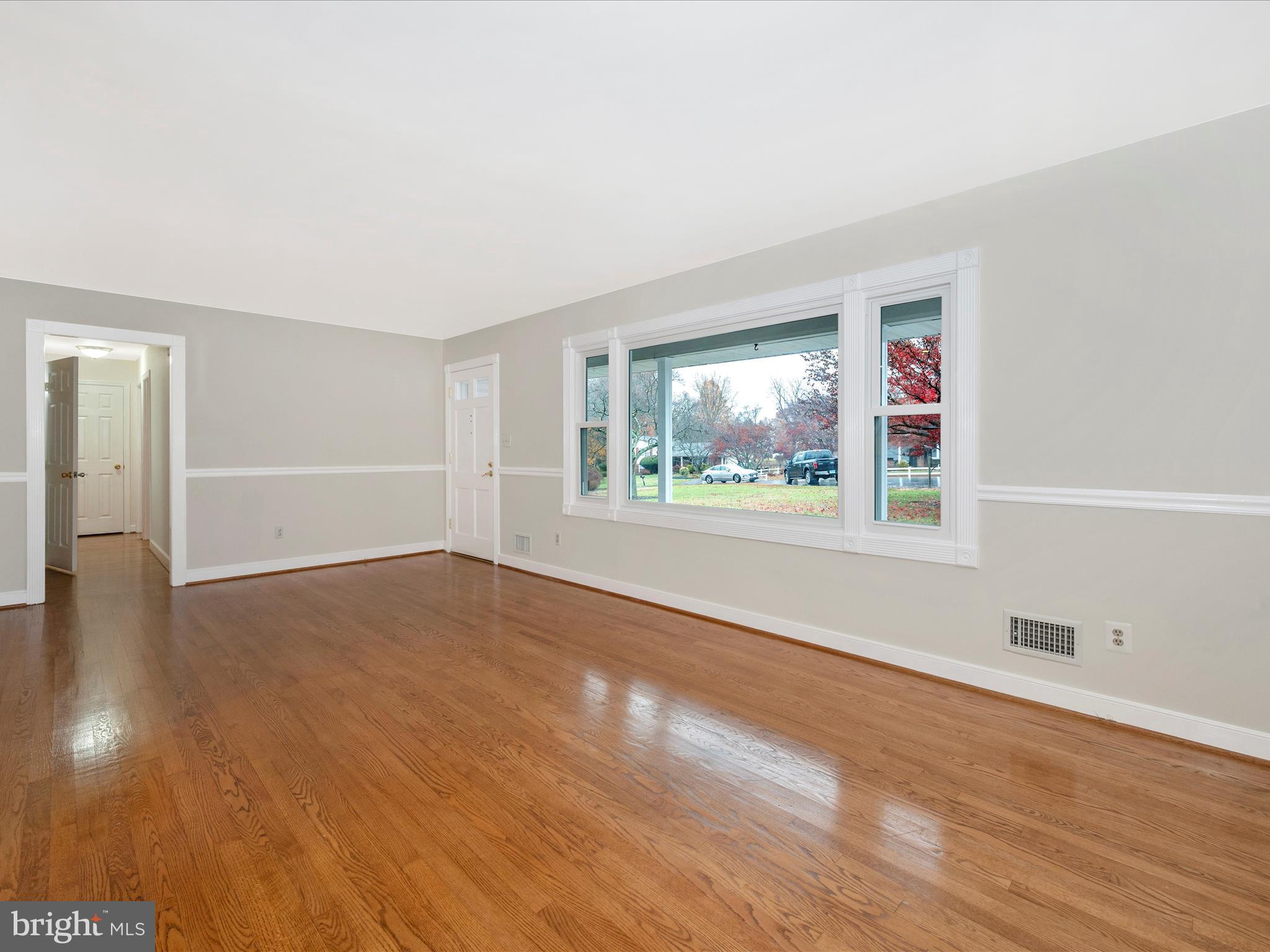 COLUMBIA HILLS - Residential