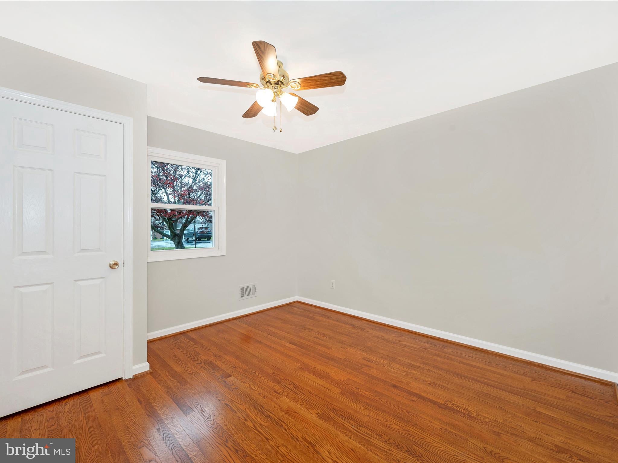 COLUMBIA HILLS - Residential