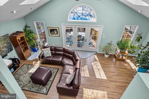 144 HOPKINS AVENUE HADDONFIELD NJ 08033