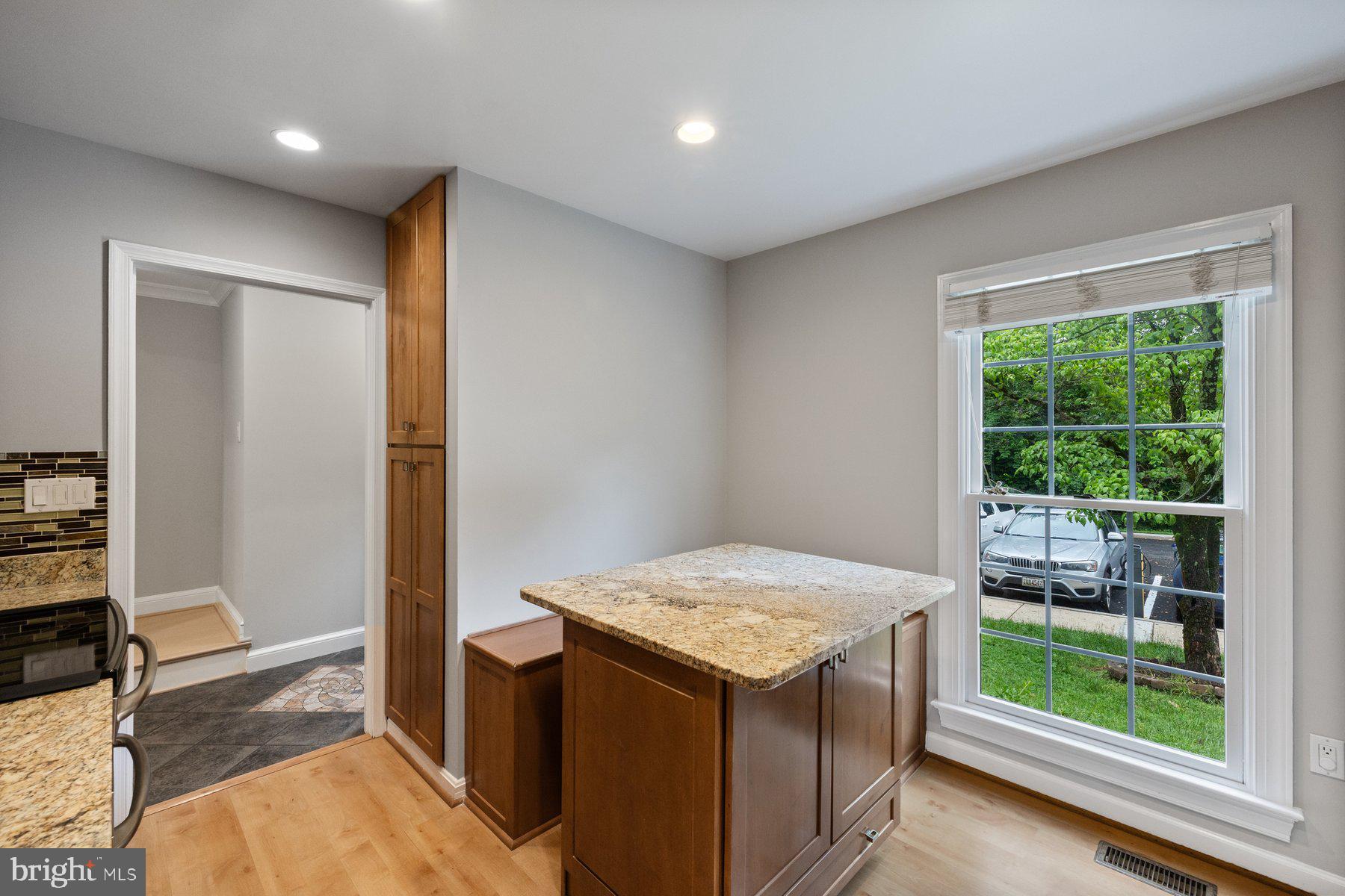 BETHESDA PLACE - Residential