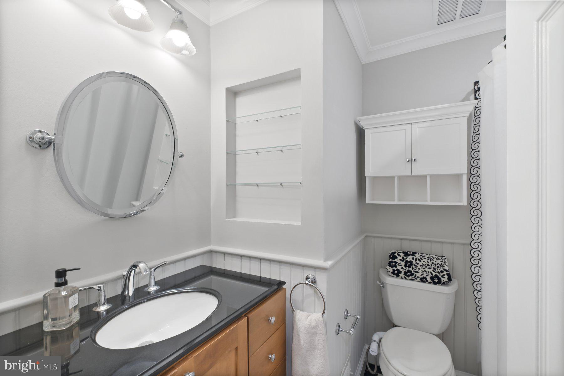 BETHESDA PLACE - Residential