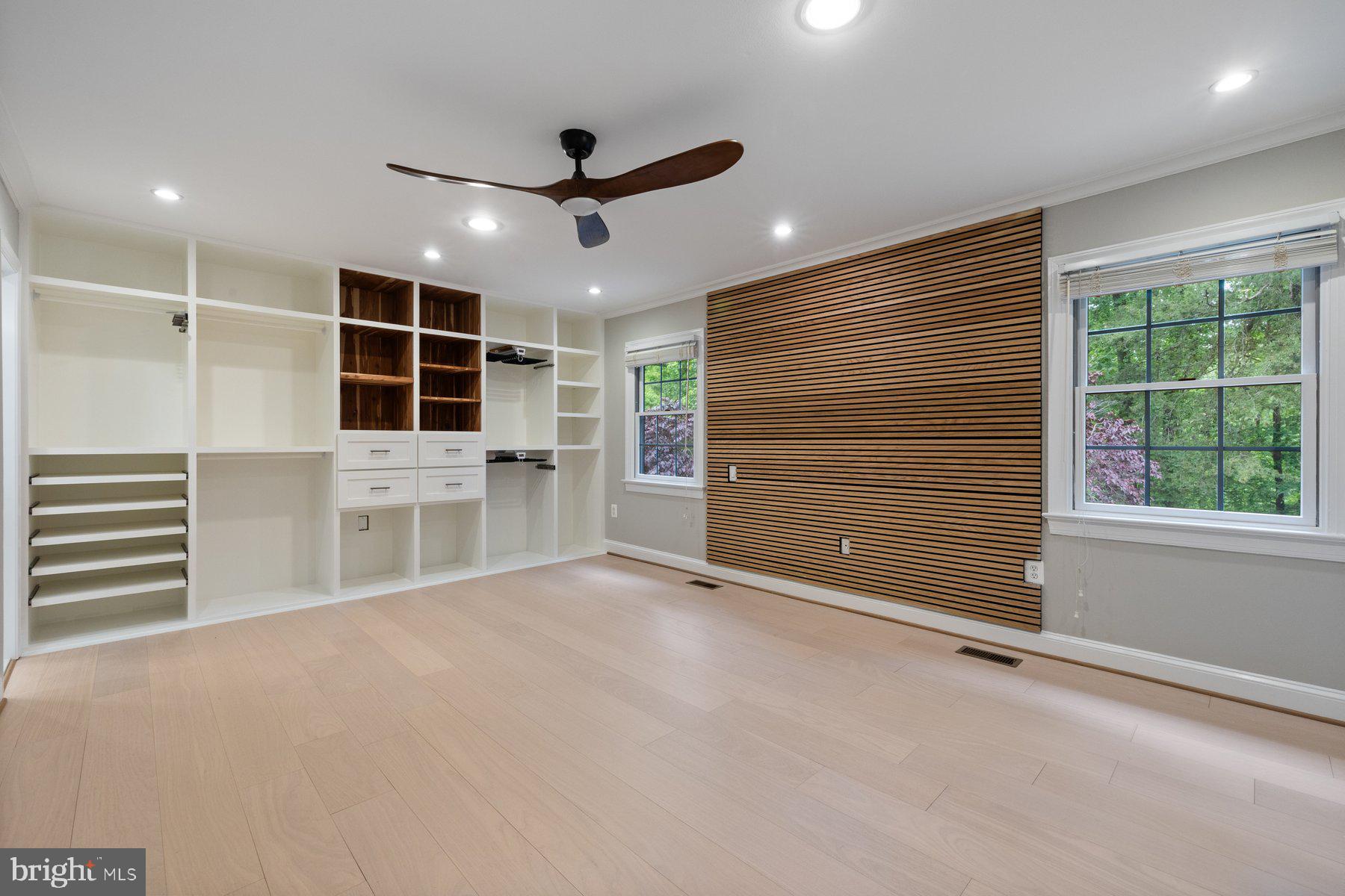 BETHESDA PLACE - Residential