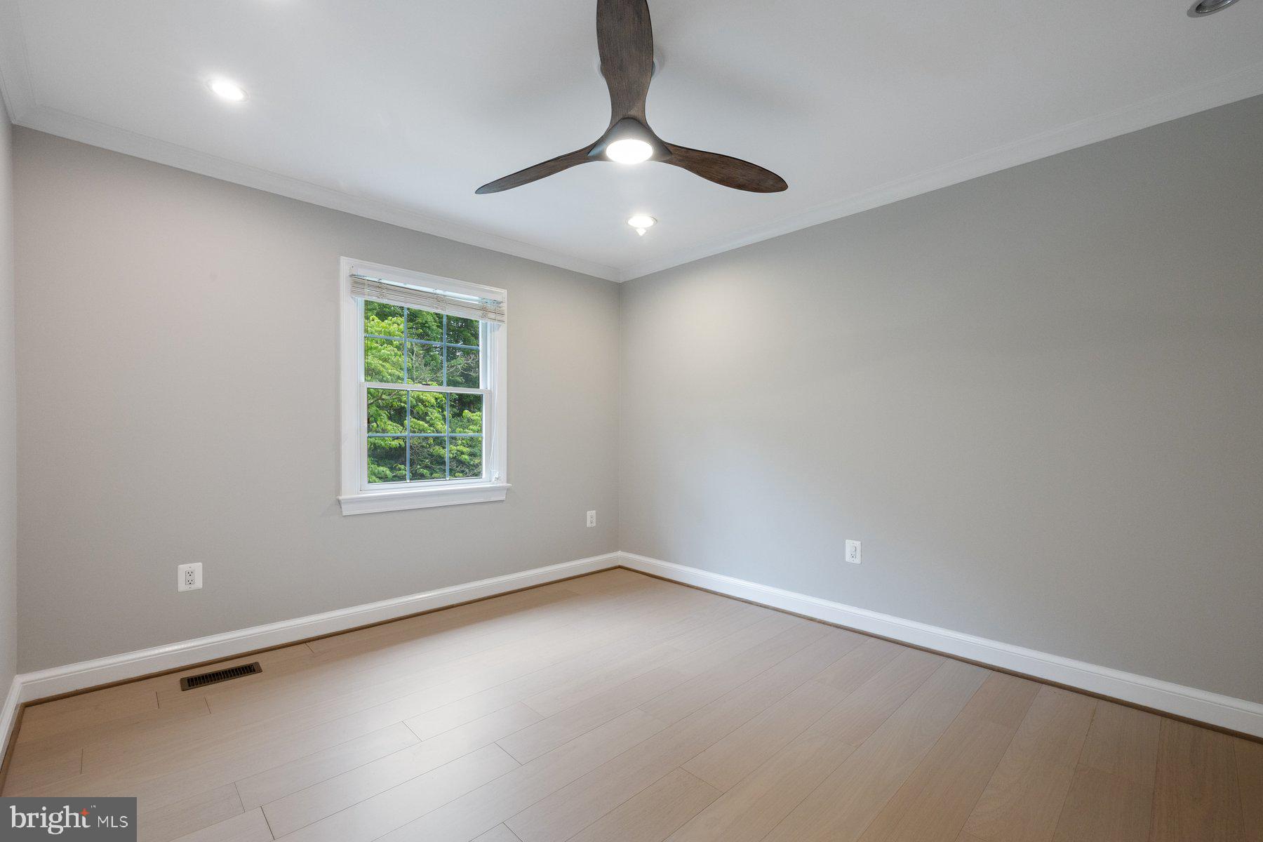 BETHESDA PLACE - Residential