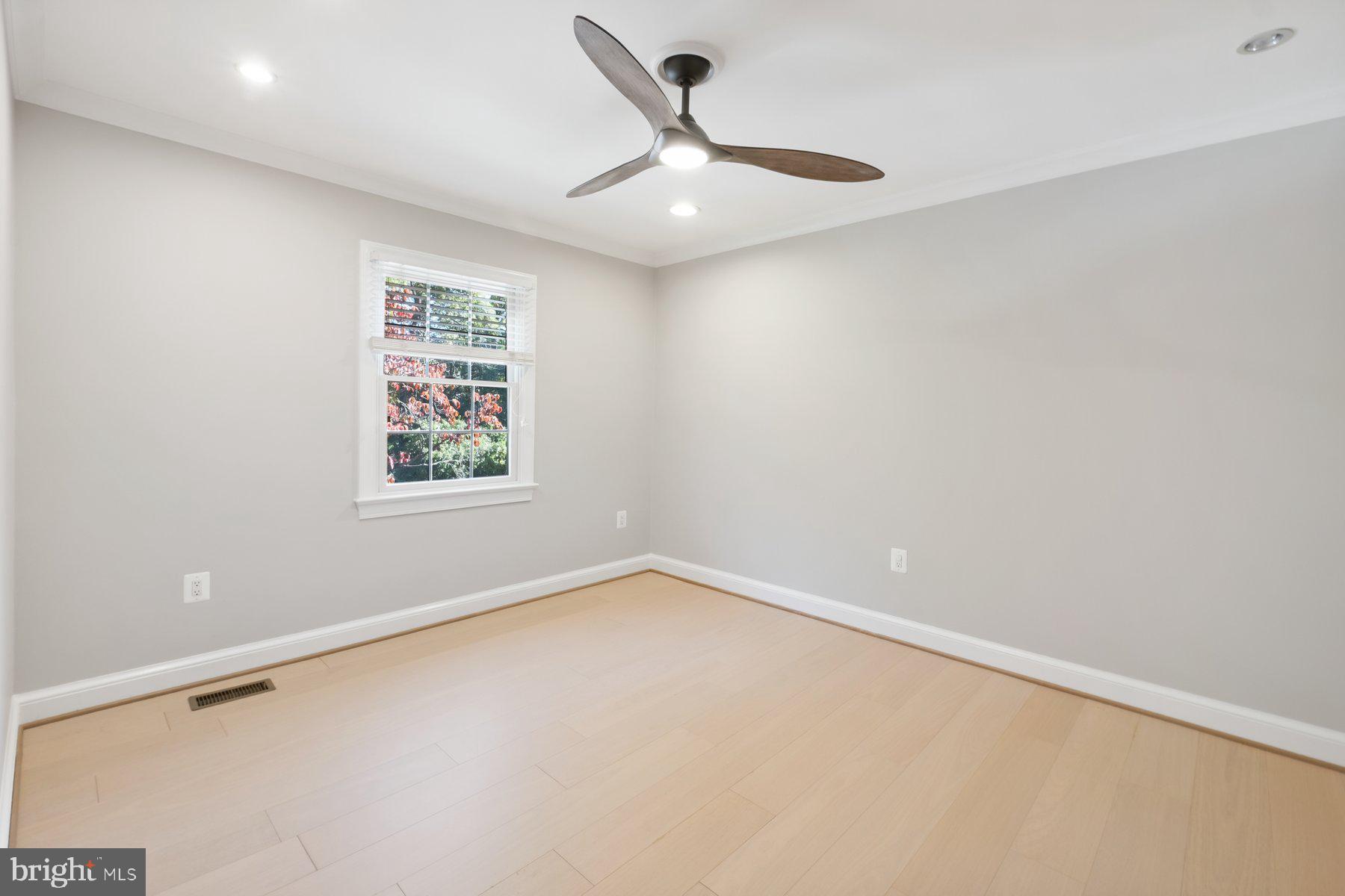 BETHESDA PLACE - Residential