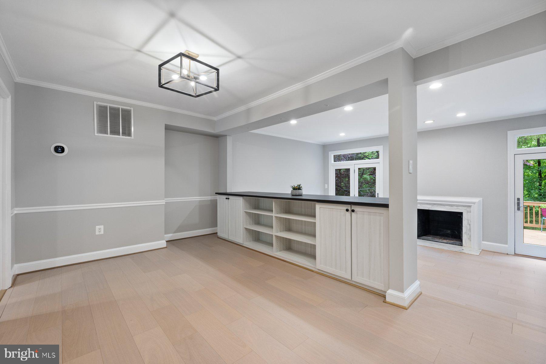 BETHESDA PLACE - Residential