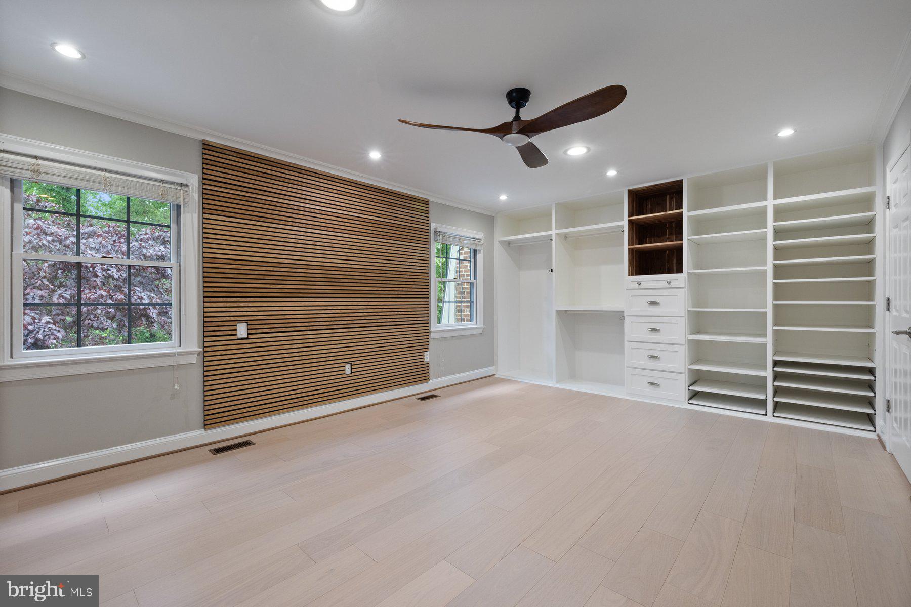 BETHESDA PLACE - Residential