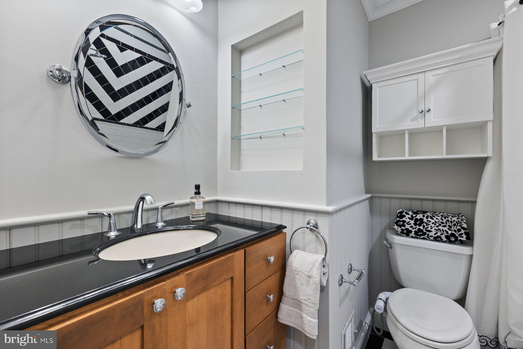 BETHESDA PLACE - Residential