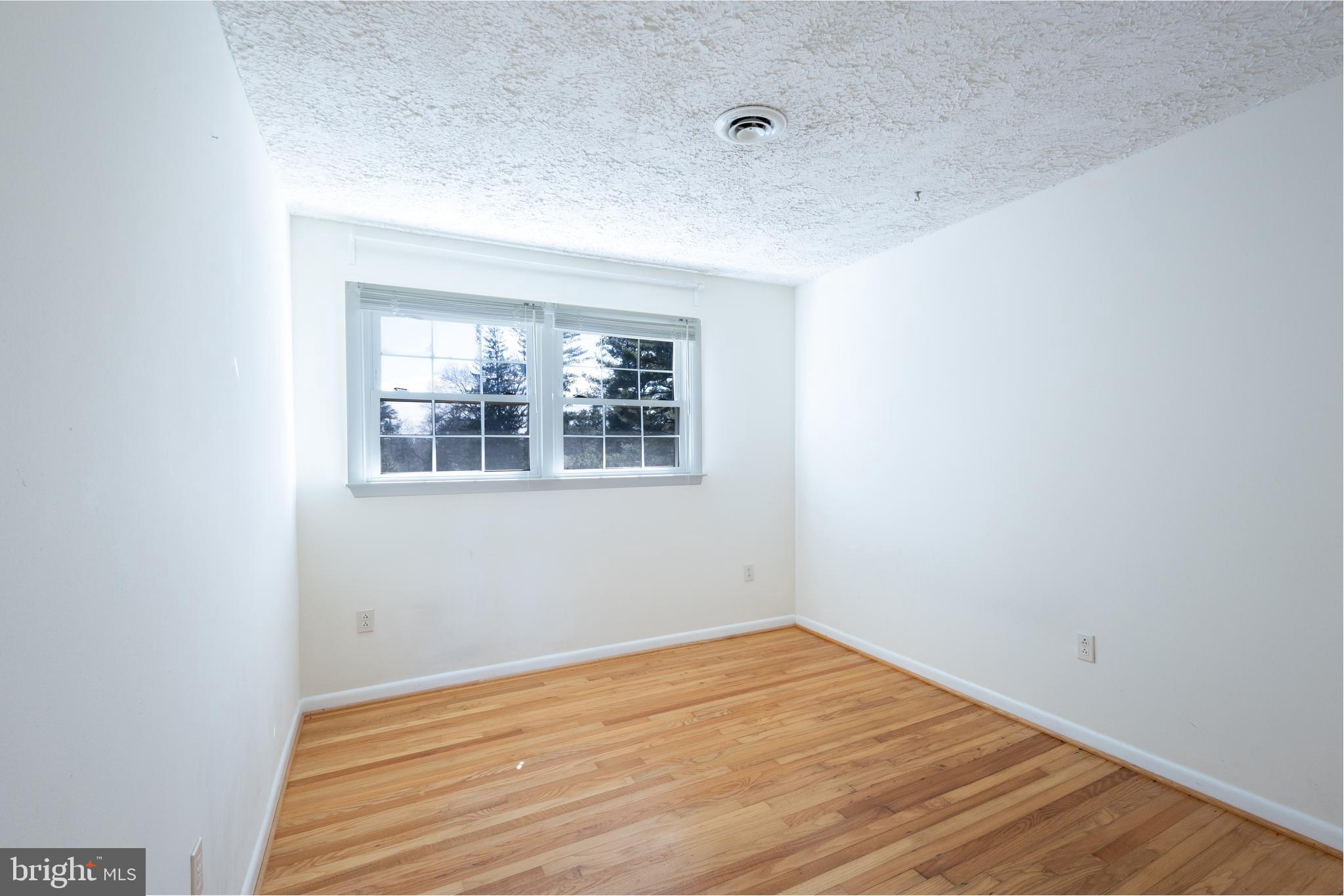 FAIRWAY HILLS - Residential