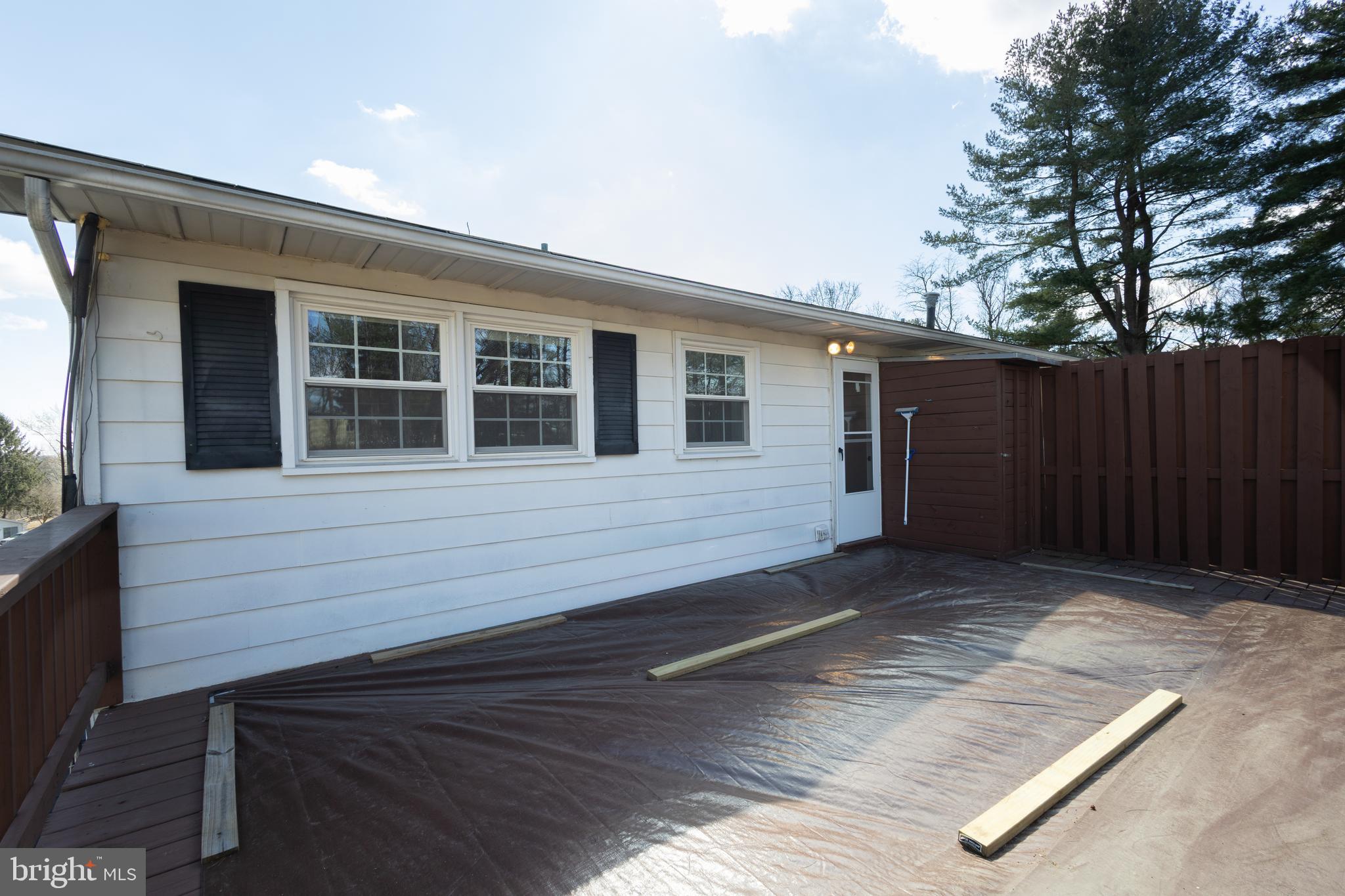 FAIRWAY HILLS - Residential