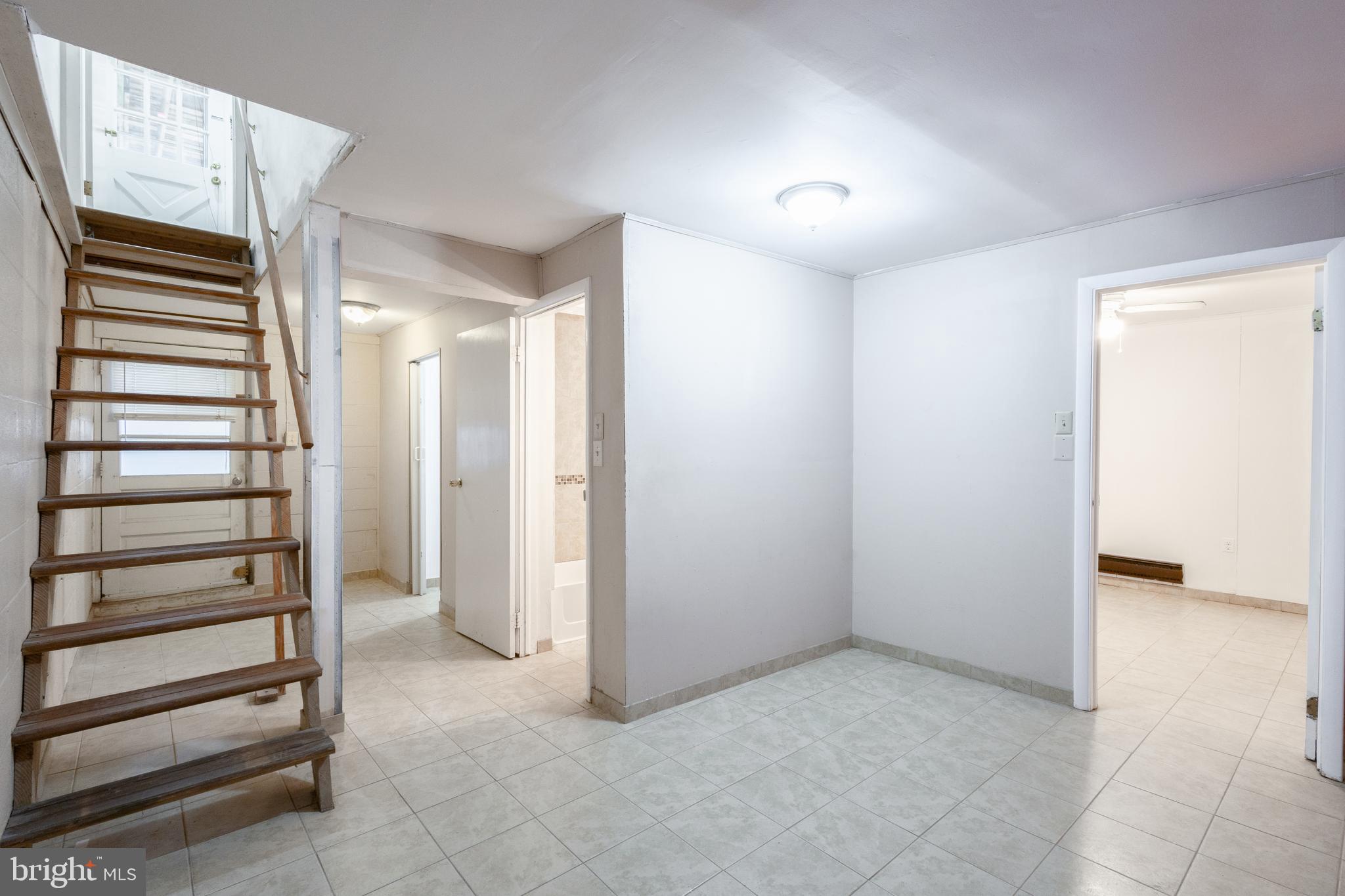 FAIRWAY HILLS - Residential