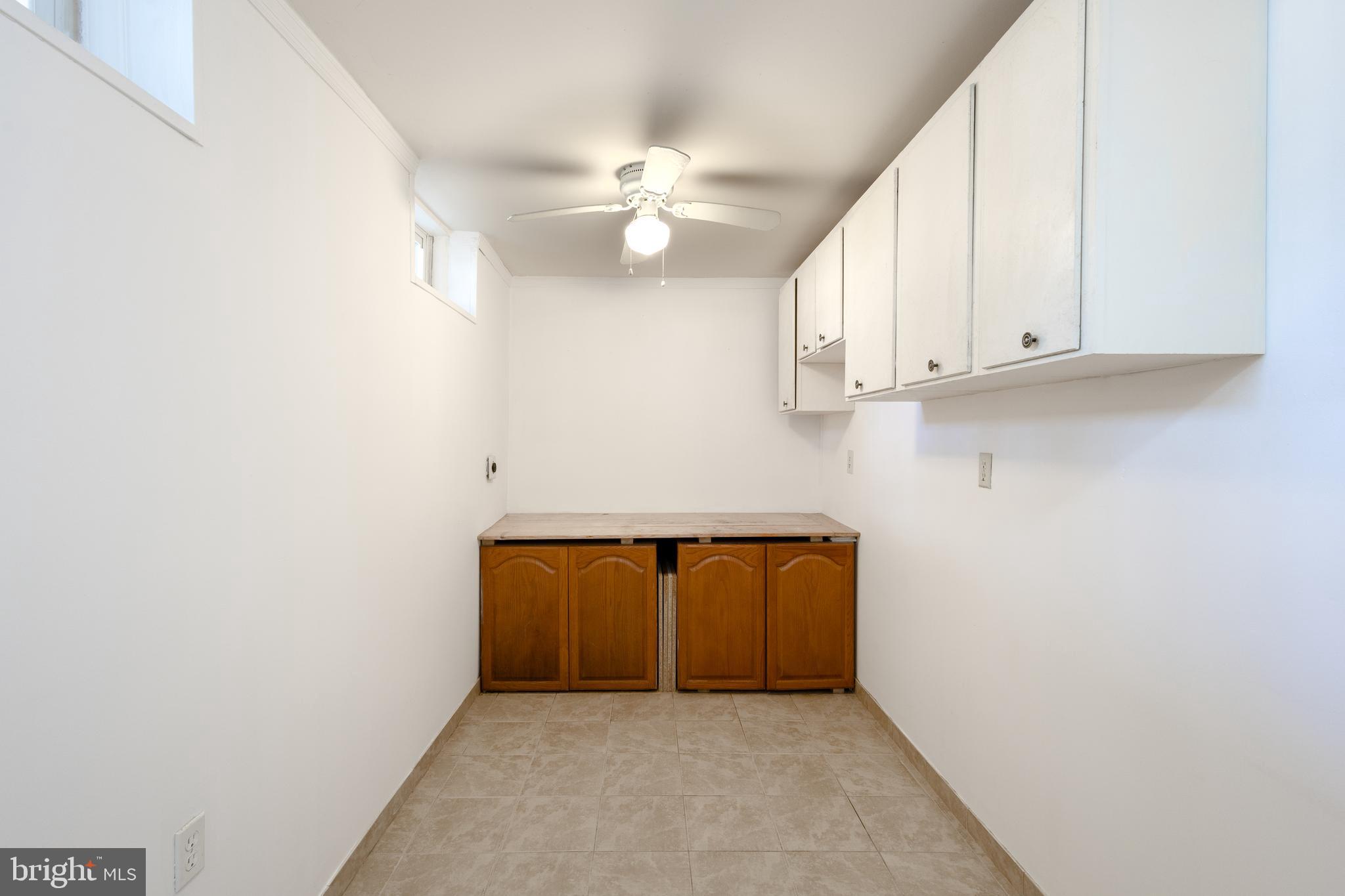 FAIRWAY HILLS - Residential