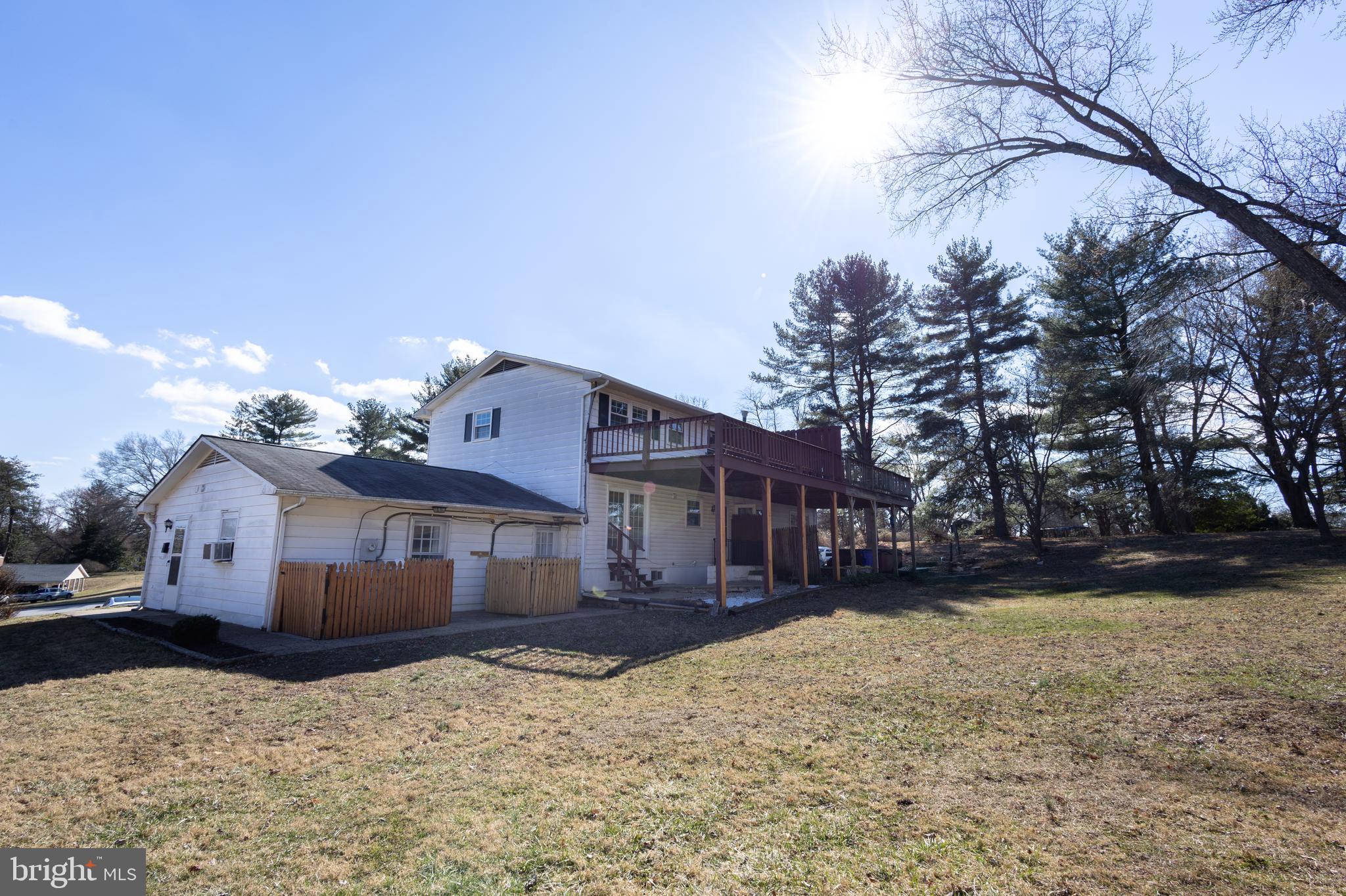 FAIRWAY HILLS - Residential