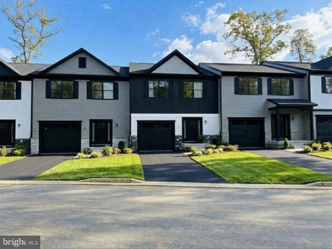 Townhouse For Sale - 306 Evermore Lane<br/> Stafford County, STAFFORD, VA 22554