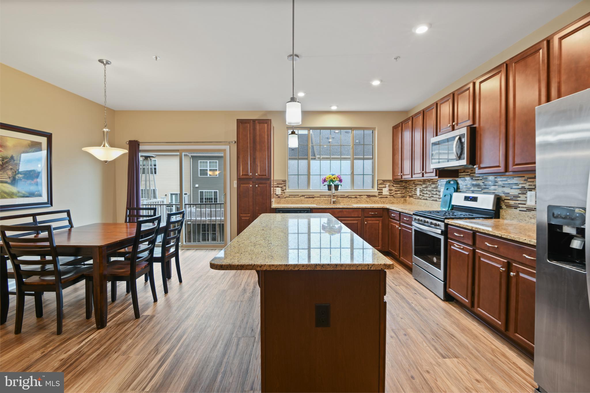 TALLYN RIDGE - Residential