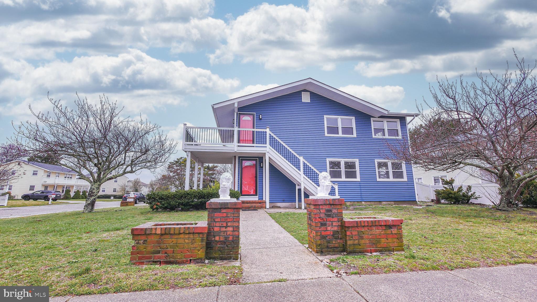 4623 SCHOONER ROAD B