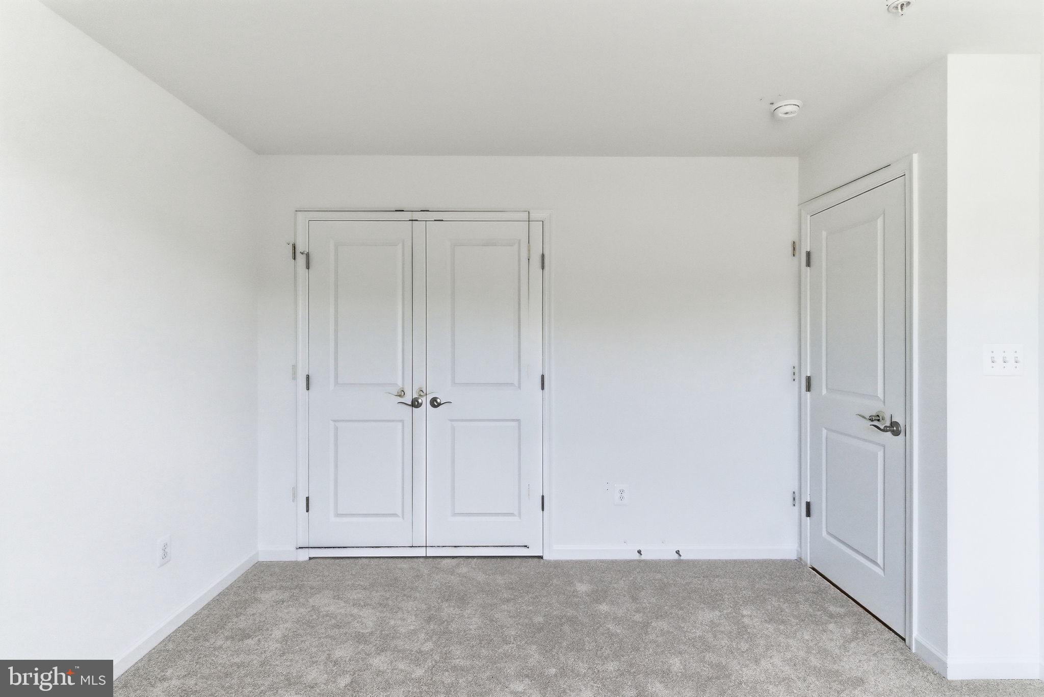 ROSEHILL MANOR - Residential