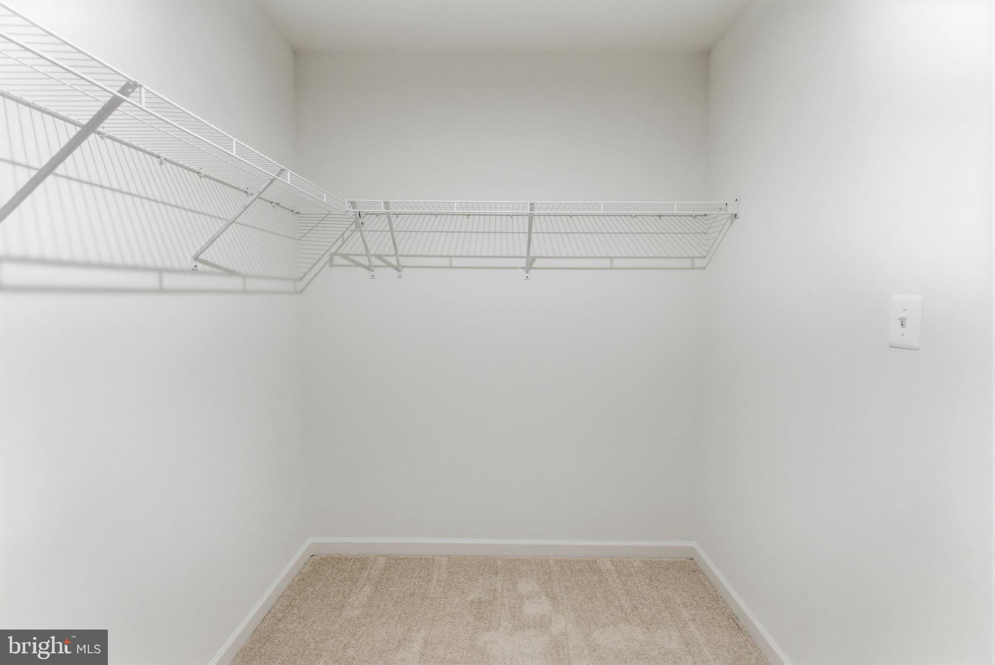 ROSEHILL MANOR - Residential