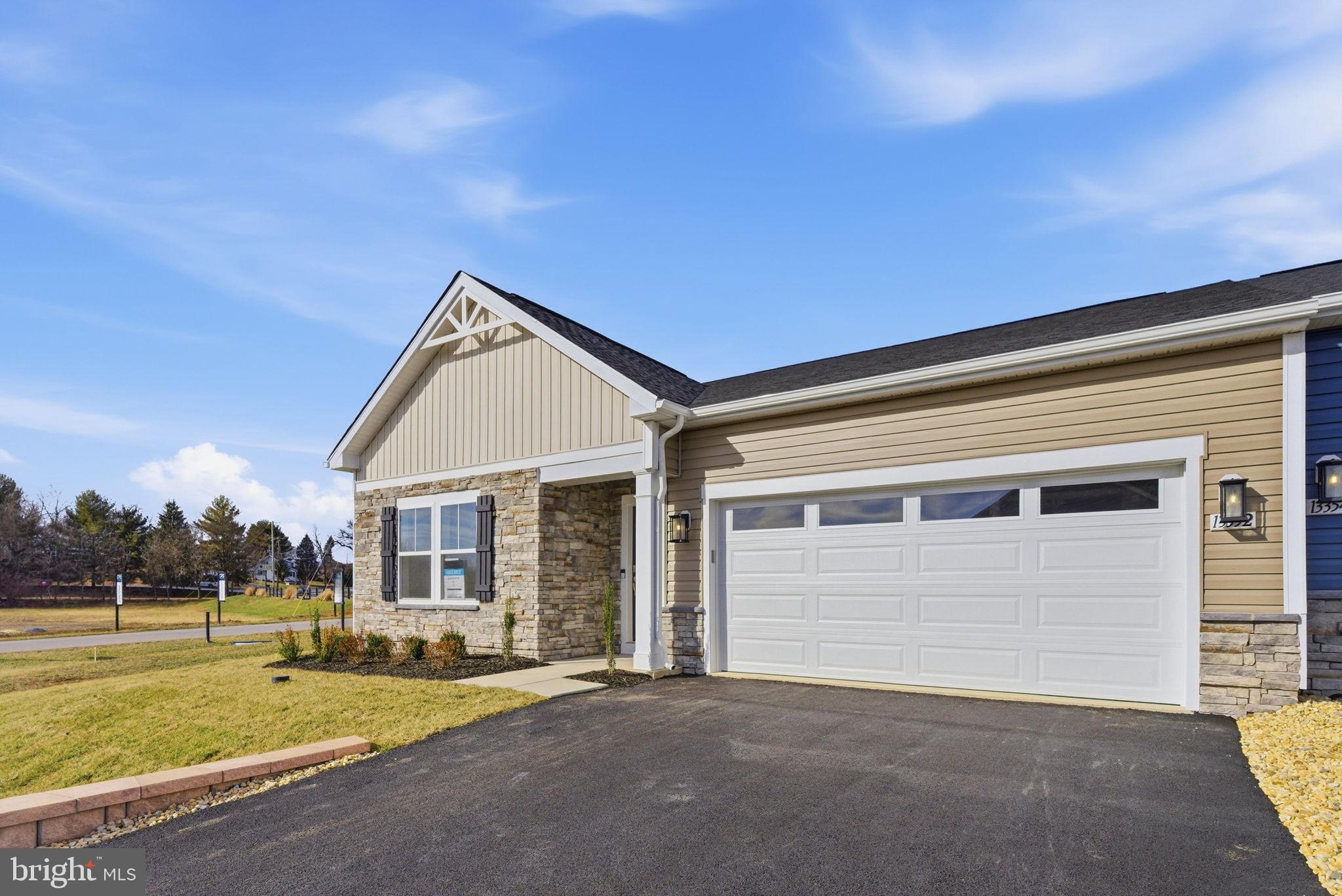 ROSEHILL MANOR - Residential