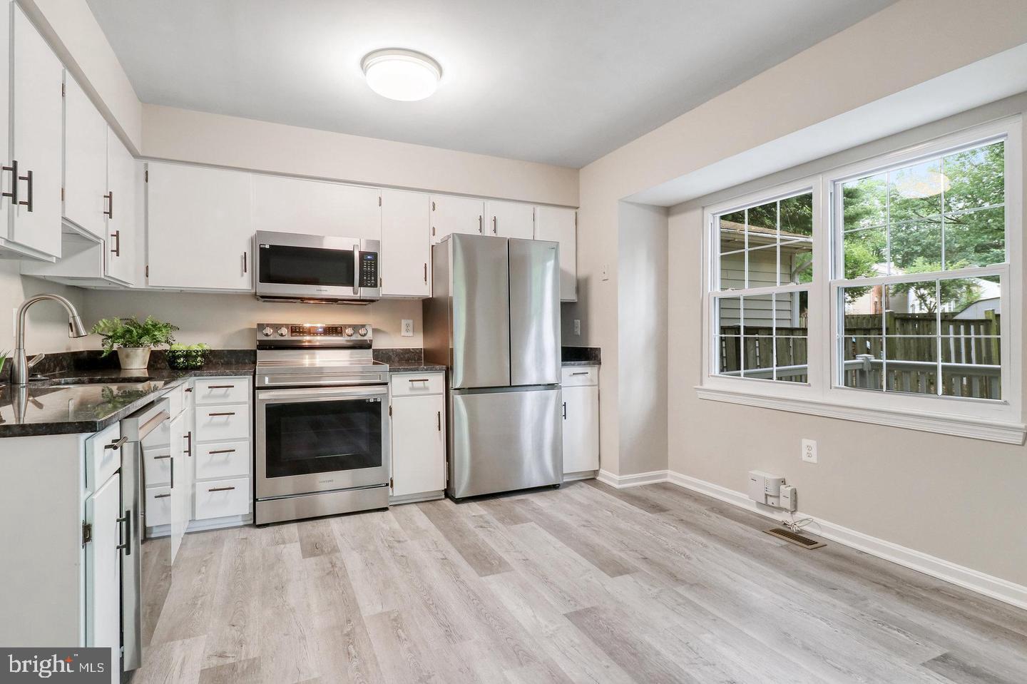 BURKE CENTRE - Residential