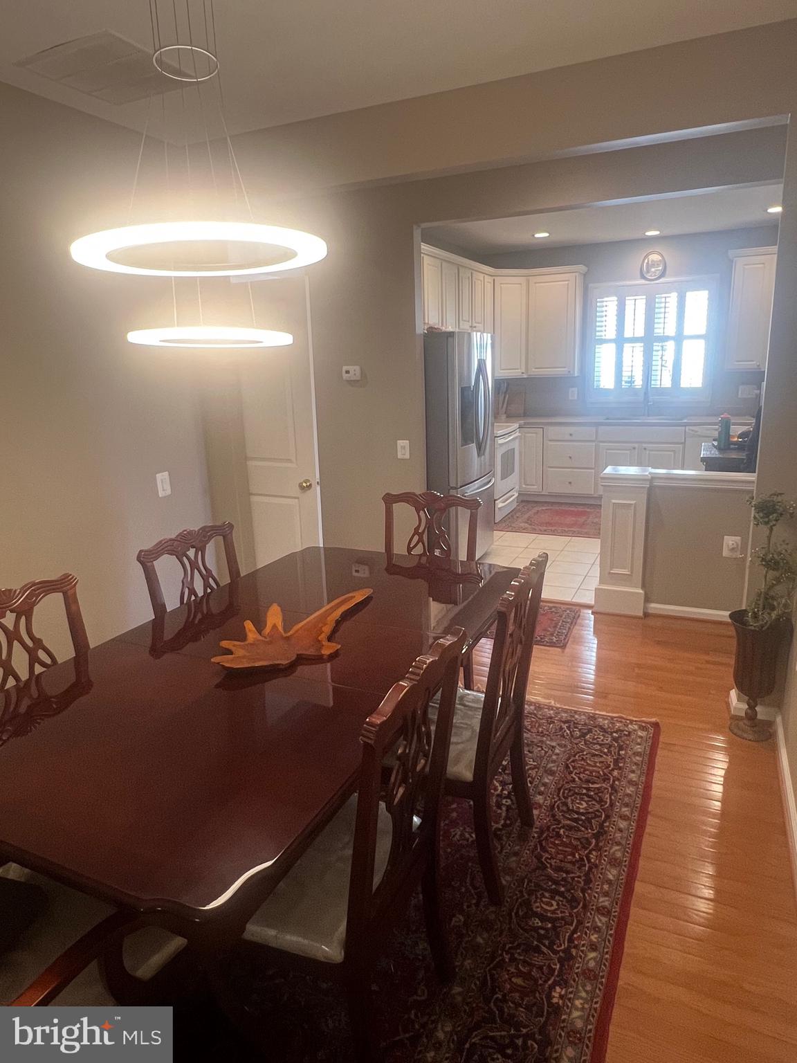 THE VILLAS AT FALLS RUN - Residential Lease