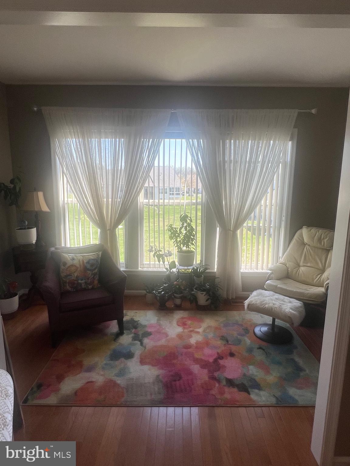 THE VILLAS AT FALLS RUN - Residential Lease