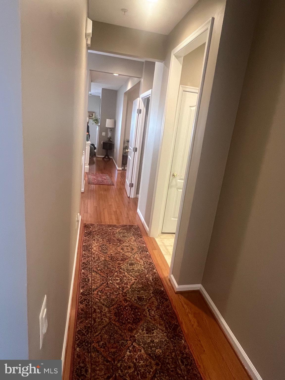 THE VILLAS AT FALLS RUN - Residential Lease