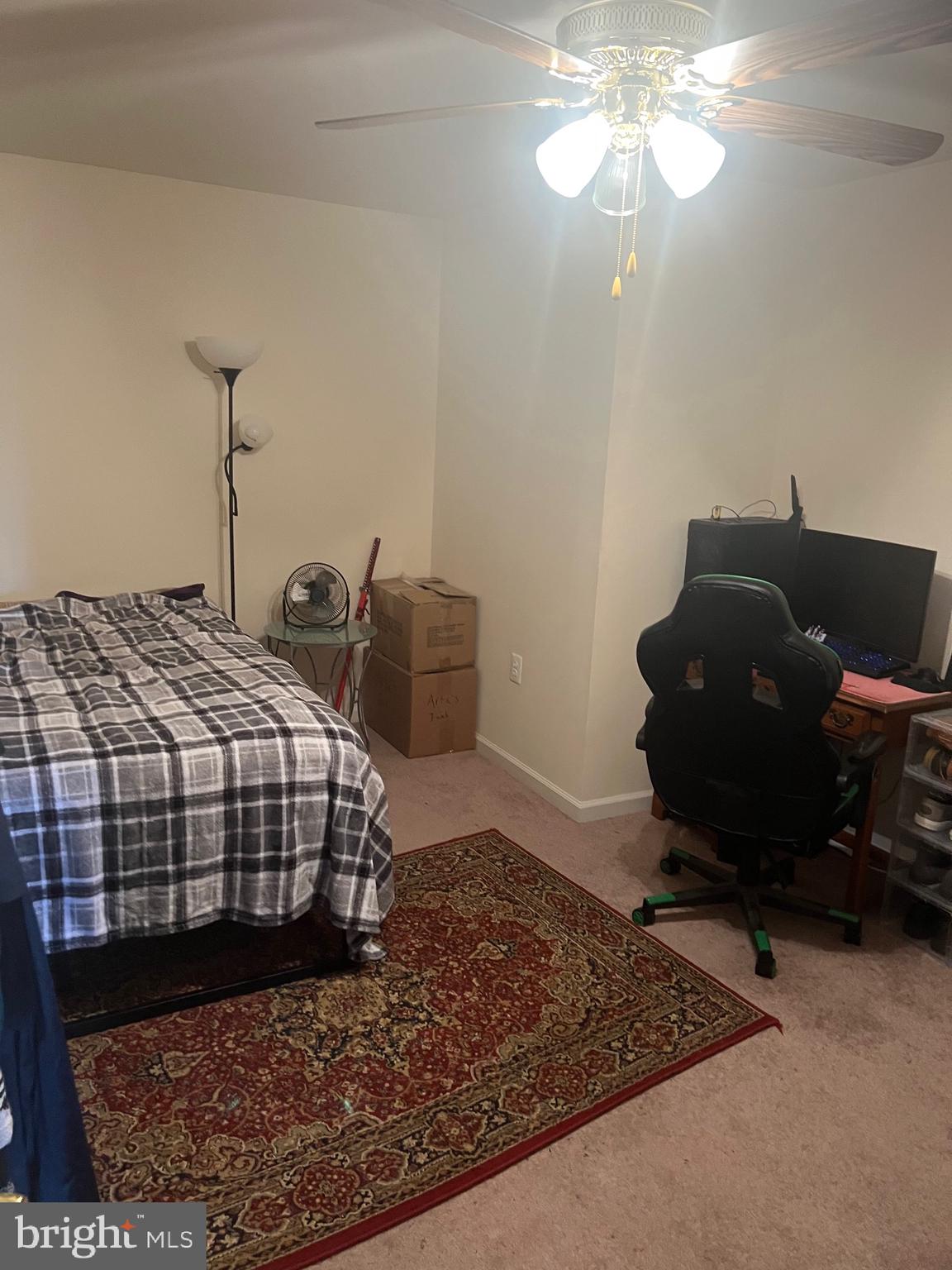 THE VILLAS AT FALLS RUN - Residential Lease