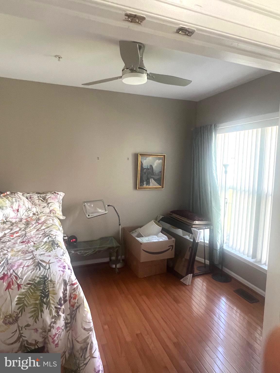 THE VILLAS AT FALLS RUN - Residential Lease