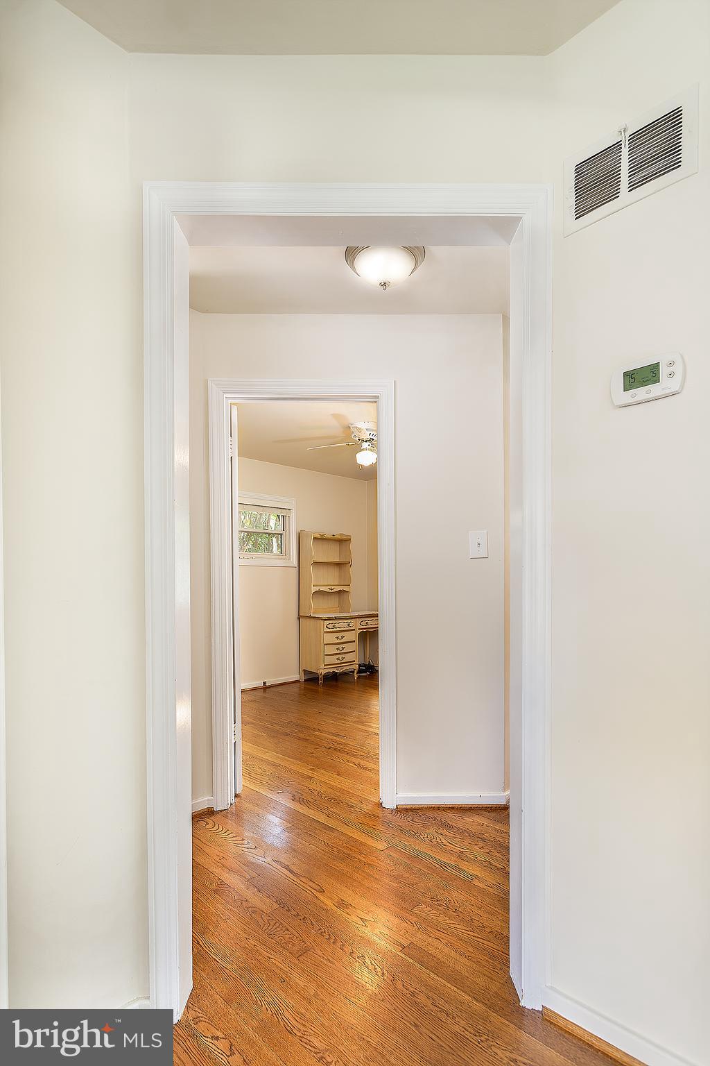 BUCKNELL MANOR - Residential Lease