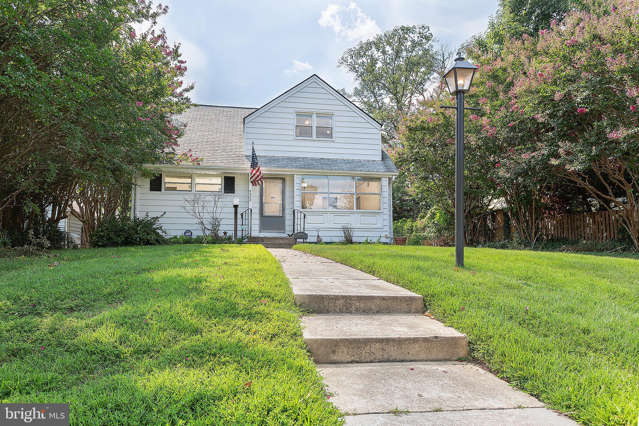 BUCKNELL MANOR - Residential Lease