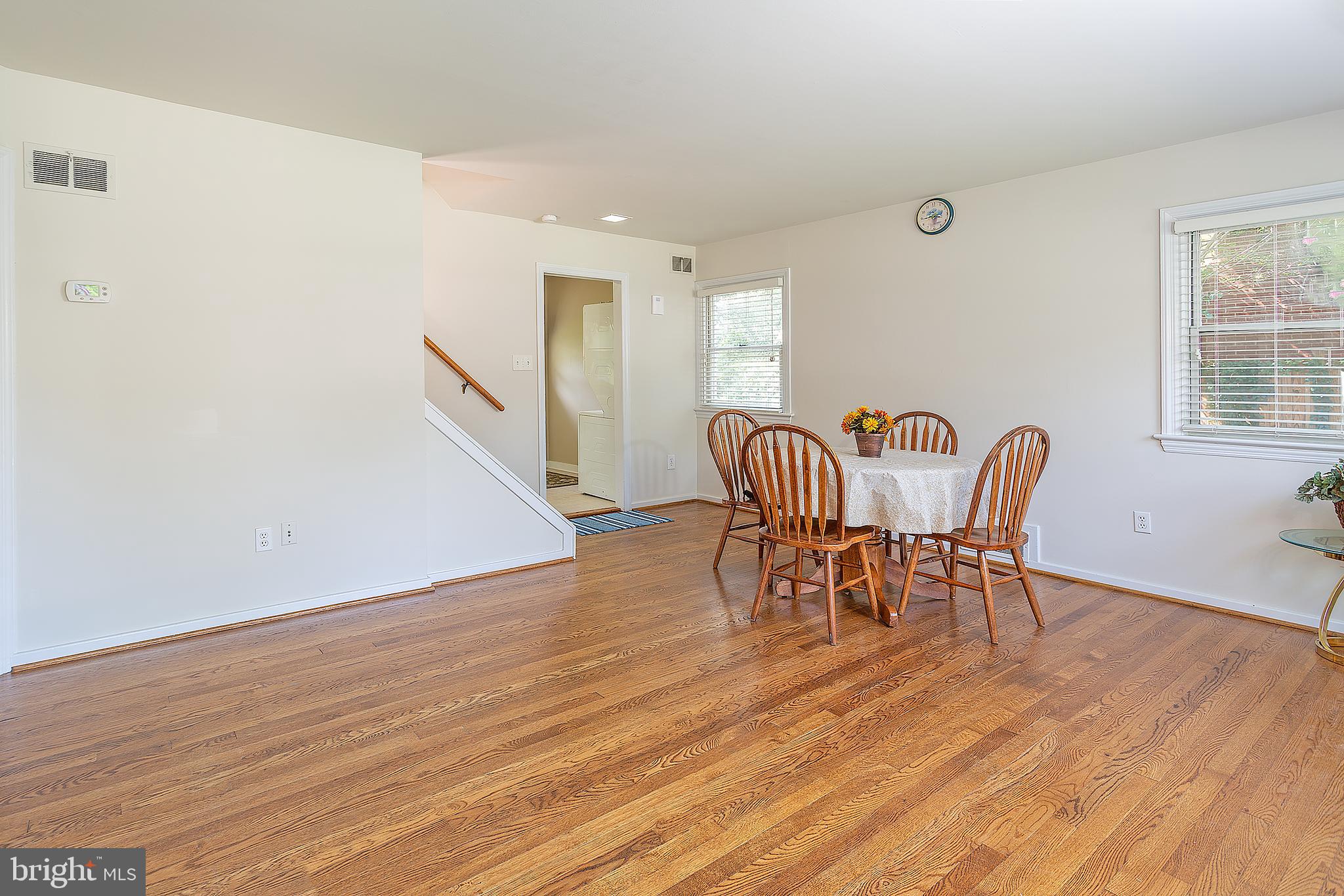 BUCKNELL MANOR - Residential Lease