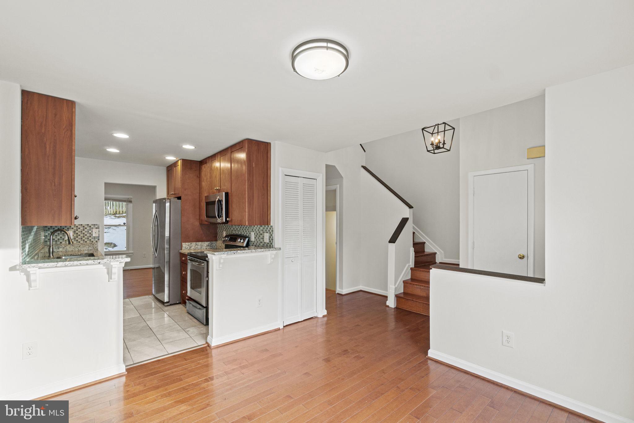 HIGHLAND VIEW - Residential