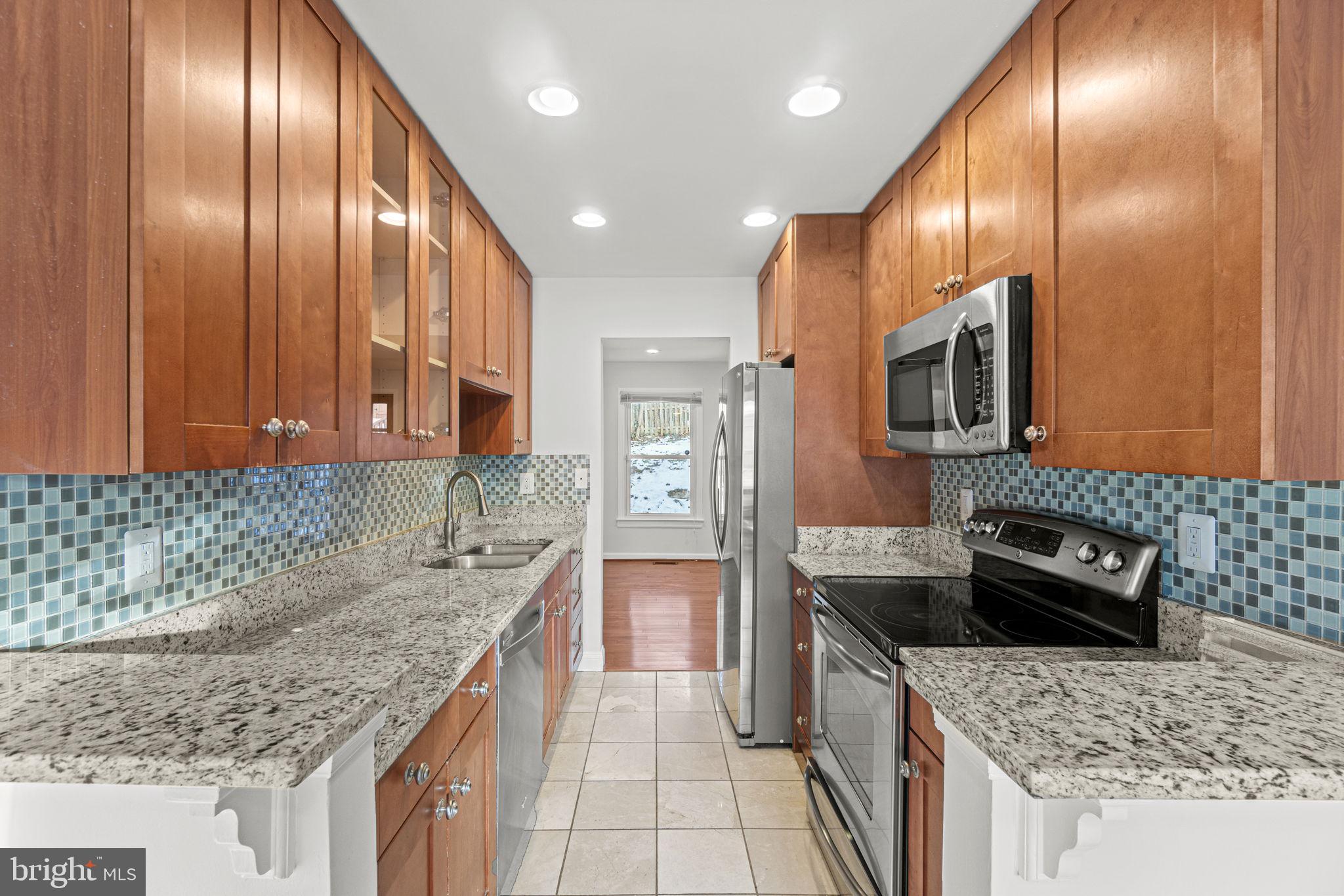 HIGHLAND VIEW - Residential